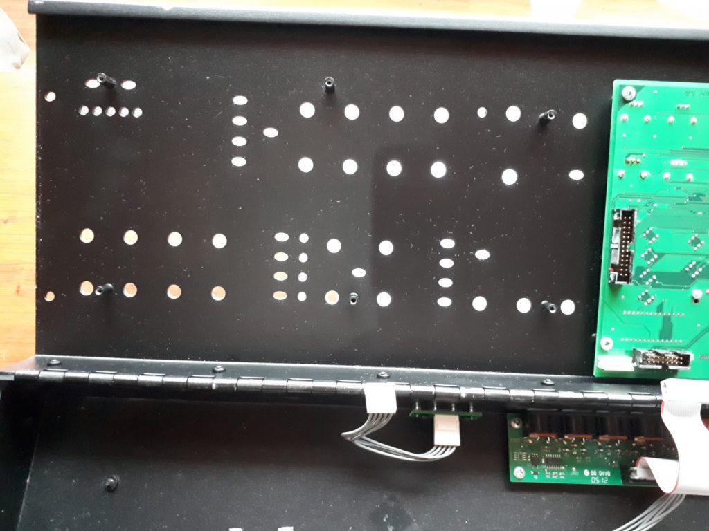 Poly Evolver synthesizer inside circuit boards