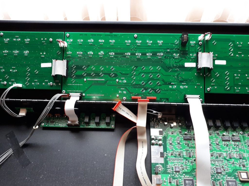 Poly Evolver synthesizer inside circuit boards